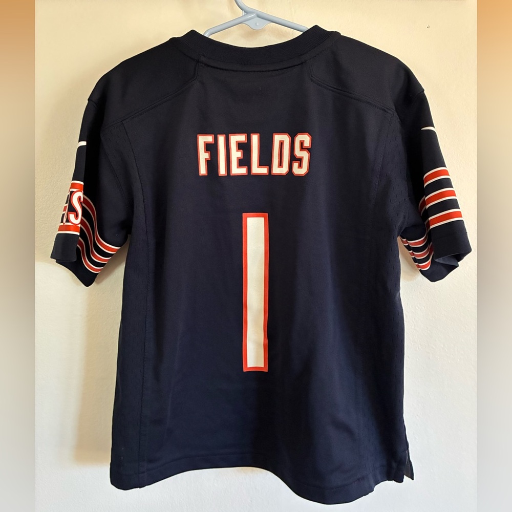 Official NFL Chicago Bears jersey, #1 Justin Fields, kids M